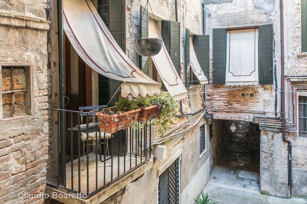 Отель Residenza Al Pozzo Венеция Экстерьер фото